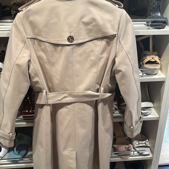Burberry trench coat us6 - Picture 3 of 4